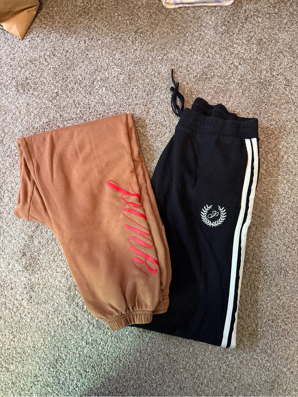 Pink lot-sweats & shirt